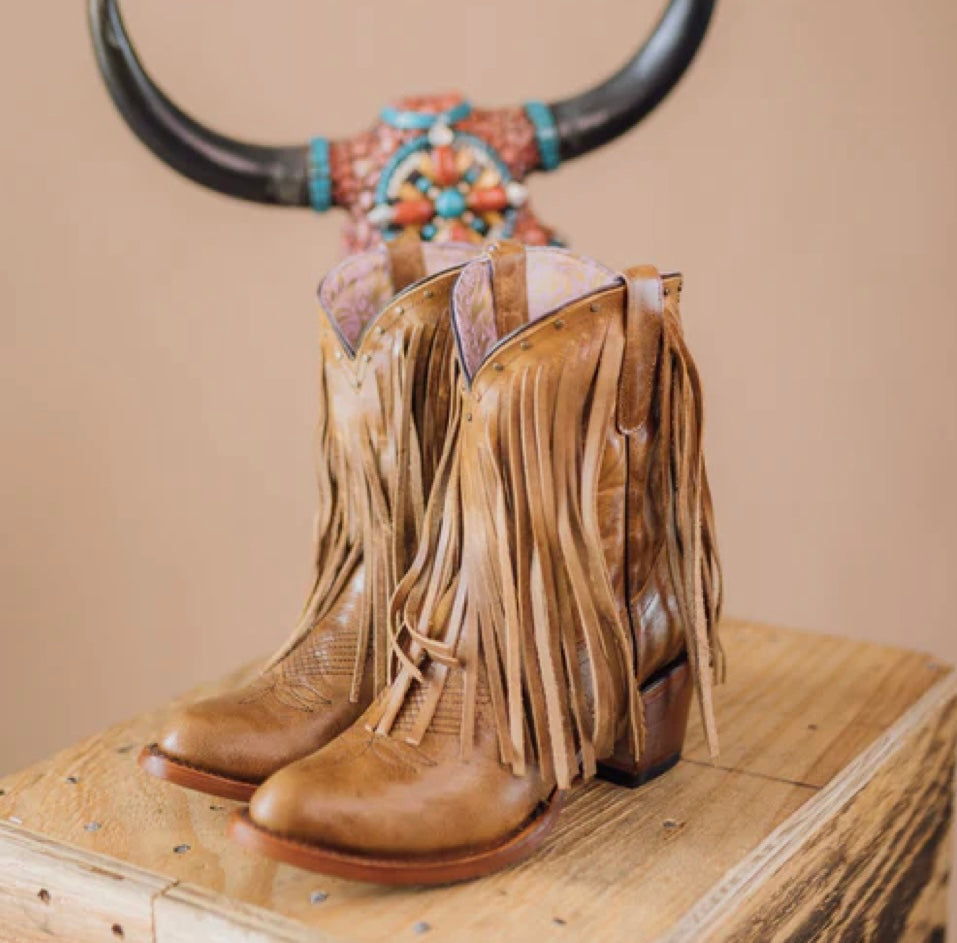 Boots & Footwear